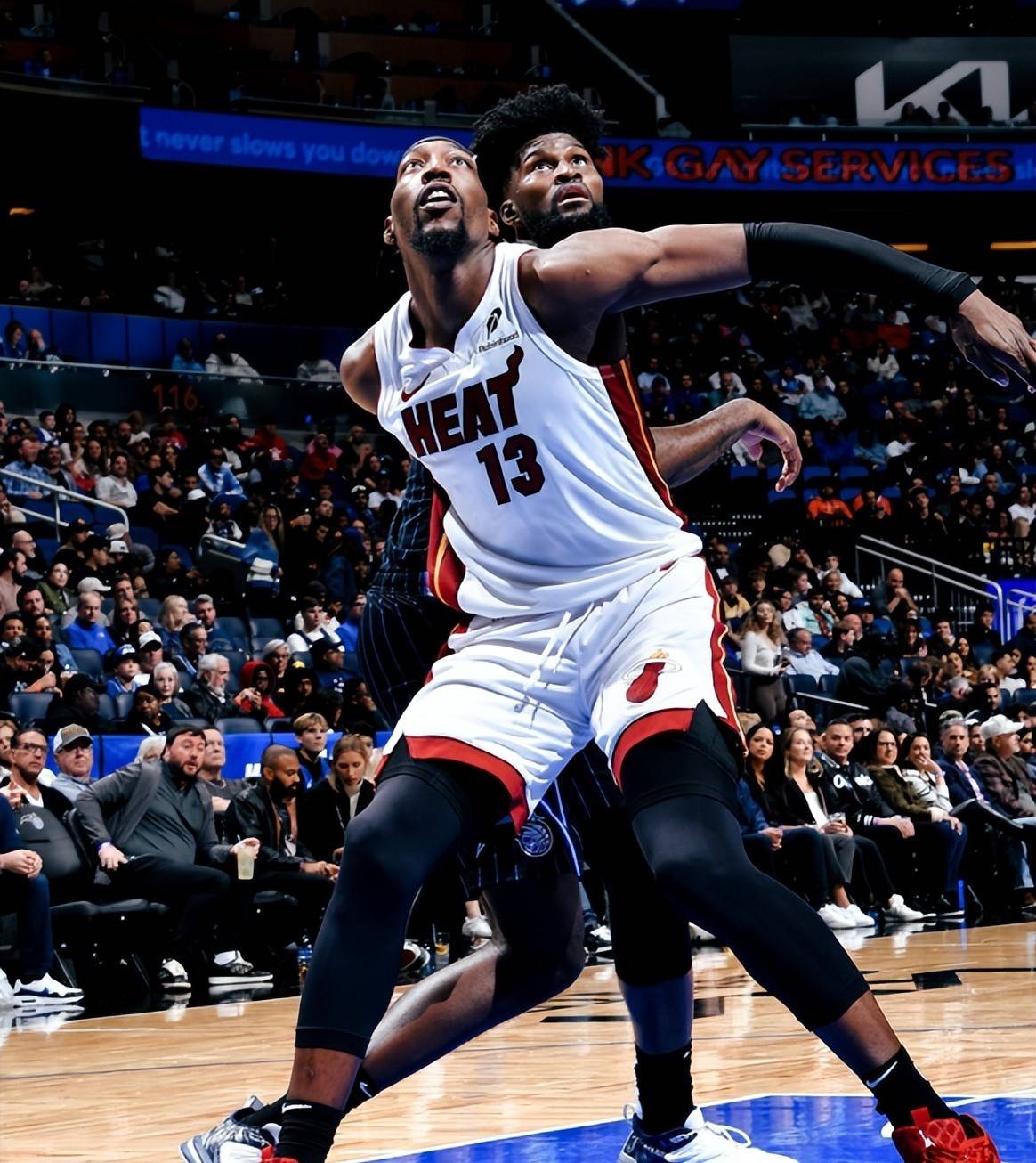 关于欧冠国际比赛日再迎强敌；华盛顿奇才伤情更新；主帅态度：压力陡增；赛季目标并未改变的信息